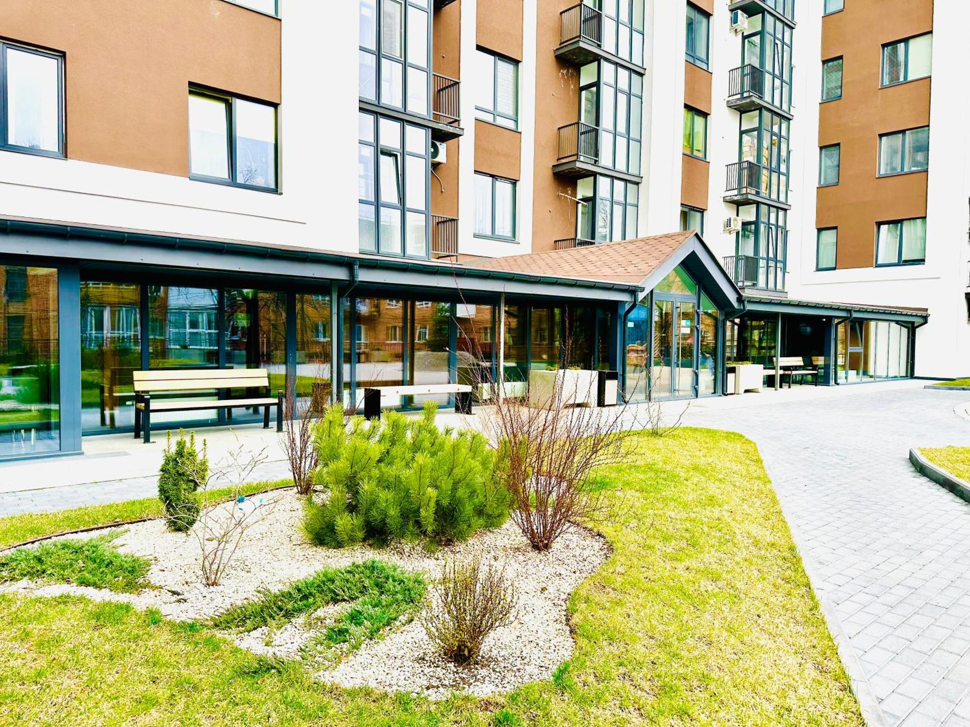 Comfortable Apartments With A Coffee Machine In The City Centre, Zlata Plaza Rivne Kültér fotó